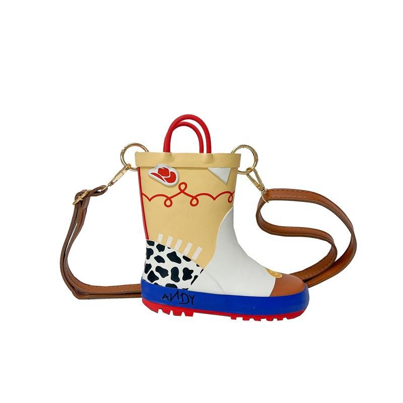 

Персонализированная сумка для дождевых ботинок 2025 новая японская мультяшная девушка зарубежный стиль мода ниша универсальная сумка-мессенджер сумка-ведро pu