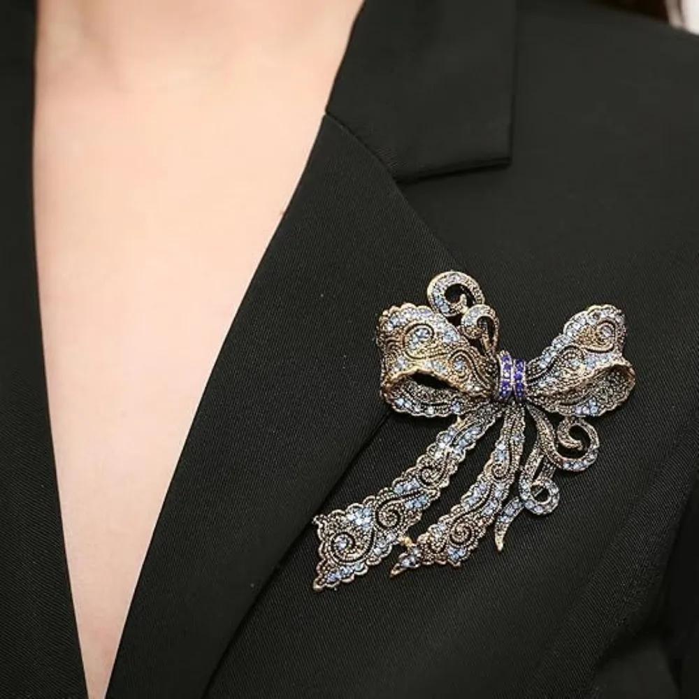 Baroque Rhinestone Bow Design Brooch Unisex Couple's Accessories Party Suit Coat Skirt Decoration