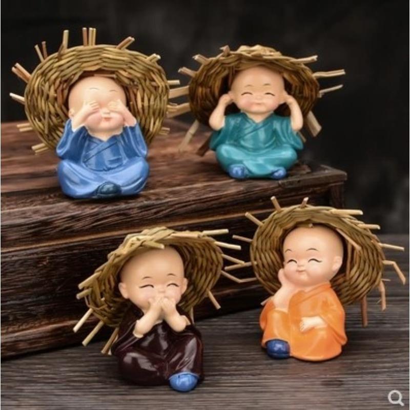 4pcs/set Lovely Small Kungfu Monks Maitreya Buddha Resin Handicrafts Monk