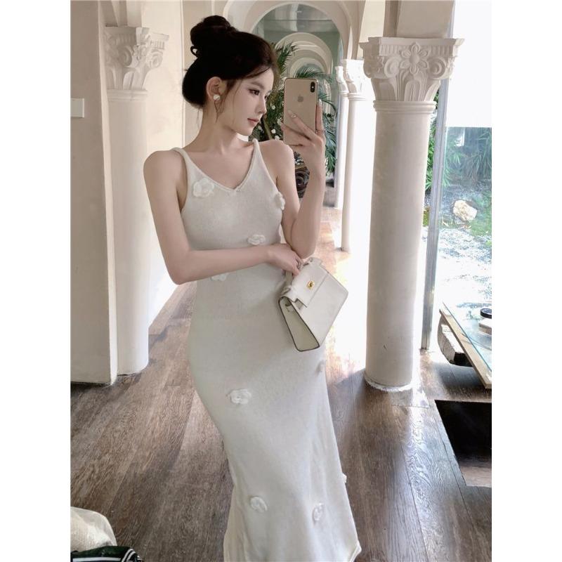 Sexy Fan White Knitted Long Dress Skinny Slim Fairy Suspender Skirt Summer Three-dimensional Flower Dress