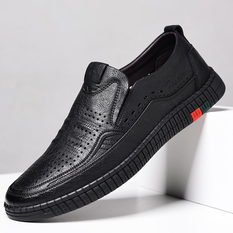 Men's hollow leather shoes Men's summer soft-soled soft leather breathable shoes Driving sandals One pedal hole shoes