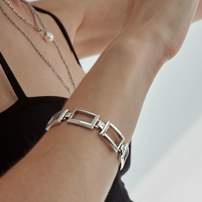 

DE NOBLE THE LABEL SQUARE RAIL 02 BRACELET SILVER