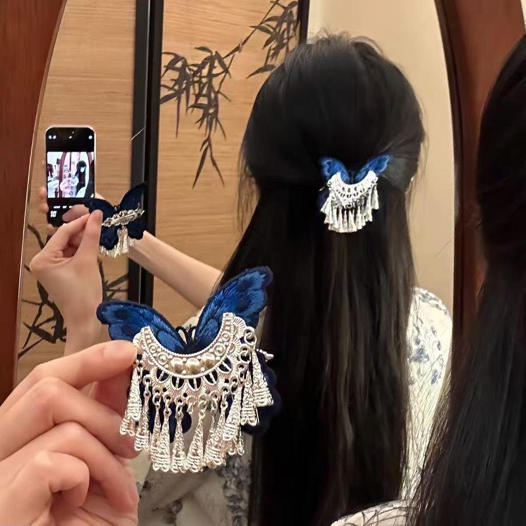 Sandalwood Women's Hairpin: Elegant Modern-Chinese Style Wooden Updo Stick