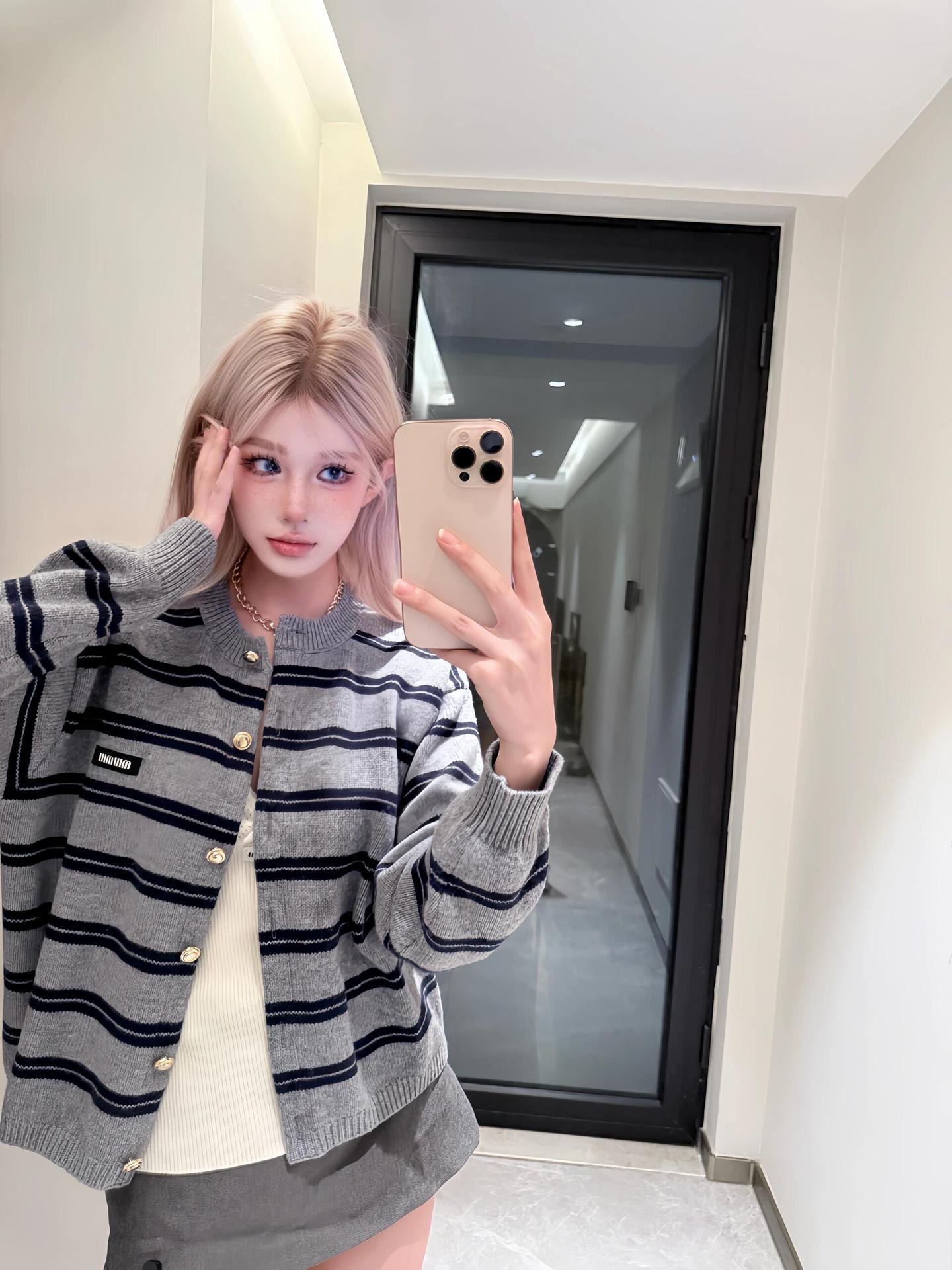 

Women s College Style Striped Color Block Knitted Cardigan - Versatile Autumn/Winter Sweater Coat S