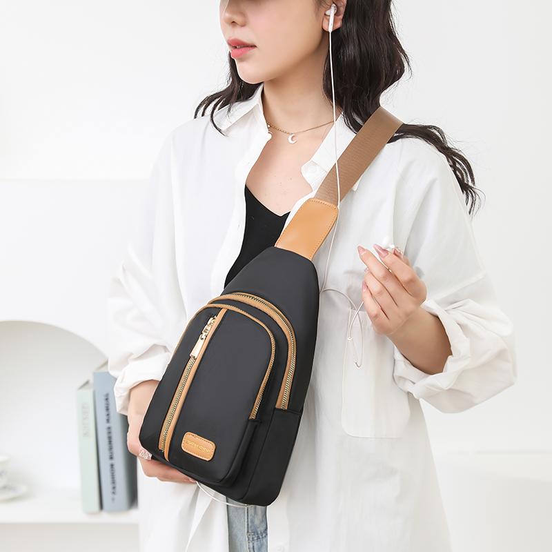 Chest Bag Women's Lightweight Sports Shoulder Bag Crossbody Bag