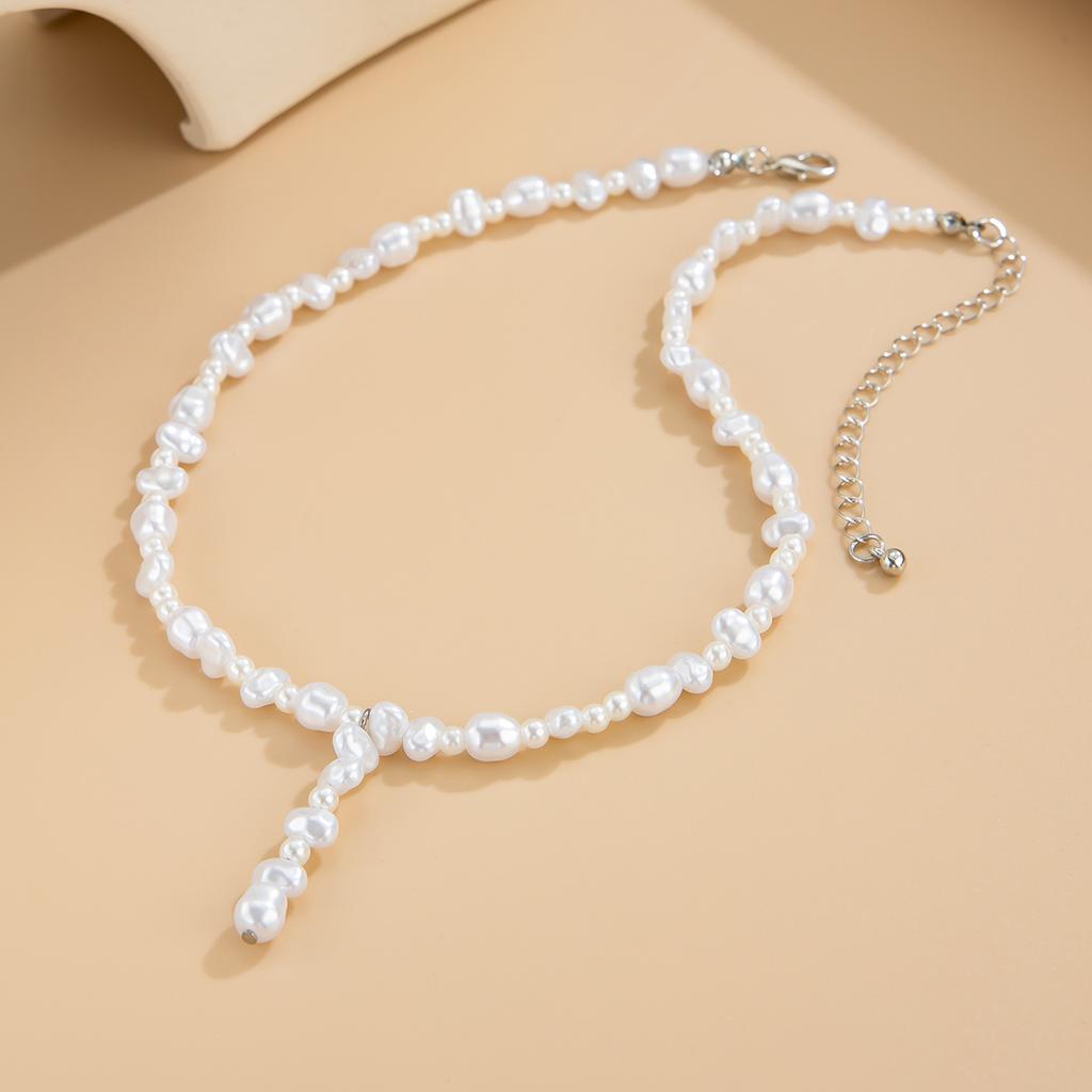 Baroque Alien Bean Pearl Beaded Necklace Niche Irregular Commuter Collar Chain