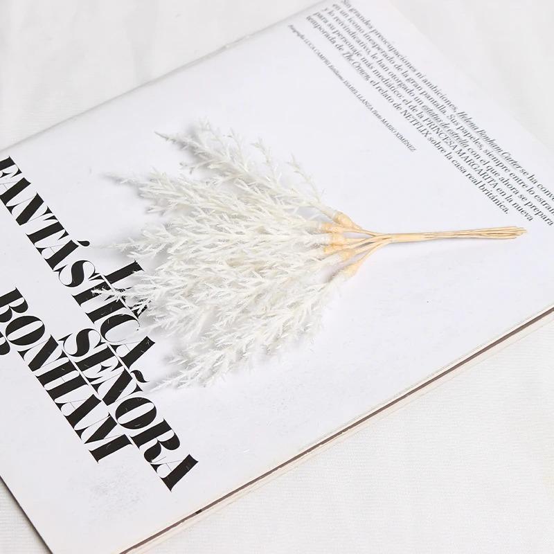 1Pcs Artificial Plant for Decoration Beautiful Interior Decorative Chiristmas Party Home Accessories Ornaments Home Decor Items