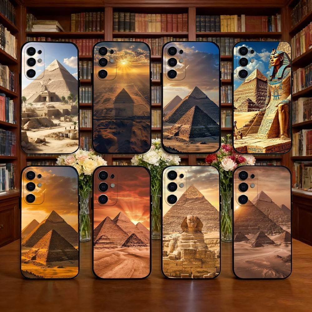 The Pyramids of Giza Phone Case For Samsung S25,S24,S21,S22,S23,S30,Ultra,S20,Plus,Fe,Soft Silicone Black Cover