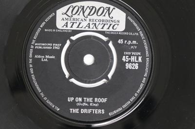 7inch Record DRIFTERS - Up On The Roof / Another Night With 45HLK9626 LONDON AMERICAN 1962 UK Soul/Funk Used