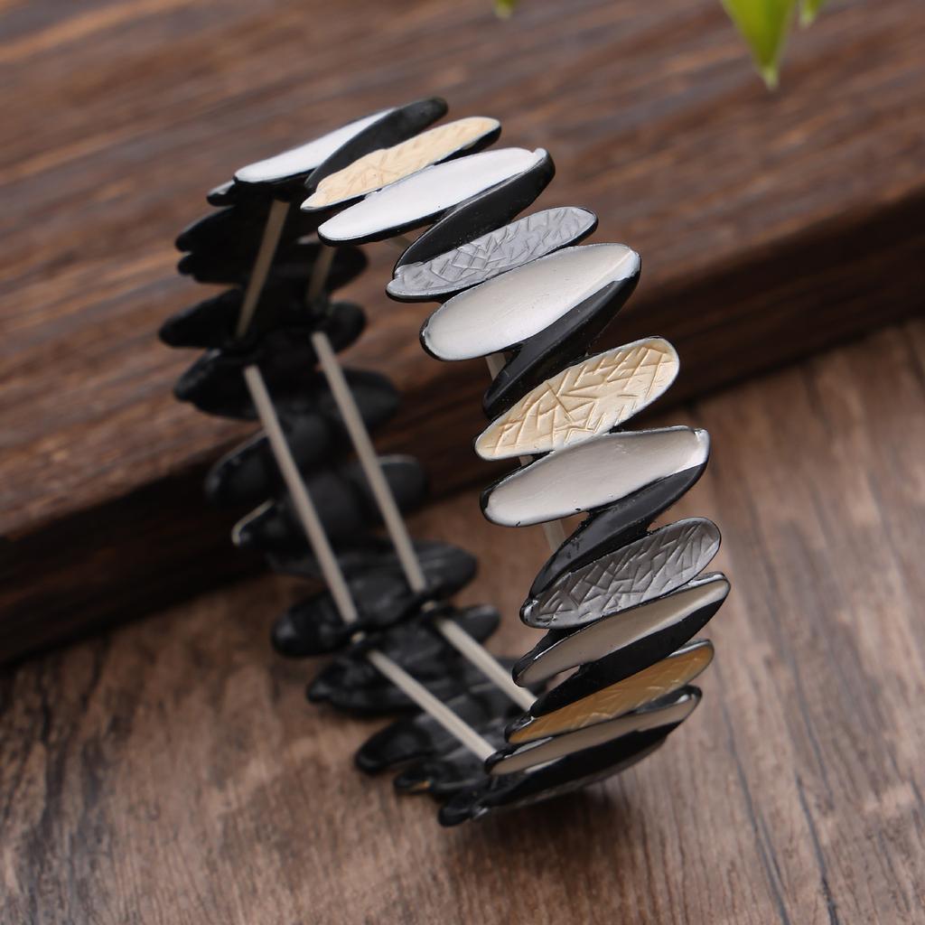 Color Painted Oil Geometric Leaf Elastic Bracelet Ladies Personality Gun Black Geometric Petal Bracelet