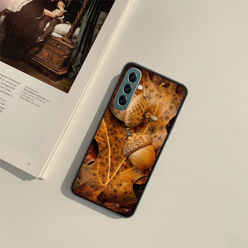 

Autumn Yellow Leaf Acorns and Oak Leaves Phone Case for Samsung A54 A14 A24 A34 A17 A37 A57 A55 A35 A25 A15 A07 A05S A04S A12 A2 Samsung A55 5G