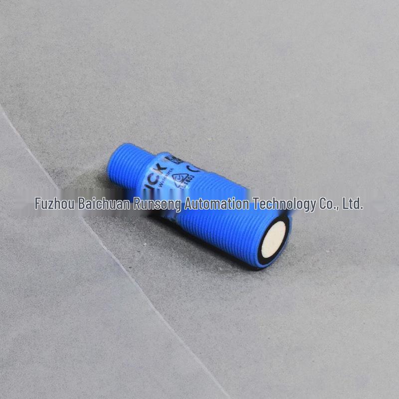 UM18-218161101 Sick Ultrasonic Sensor (Model UM18-218127111) - Brand New Original, Inquire for Details 218161101