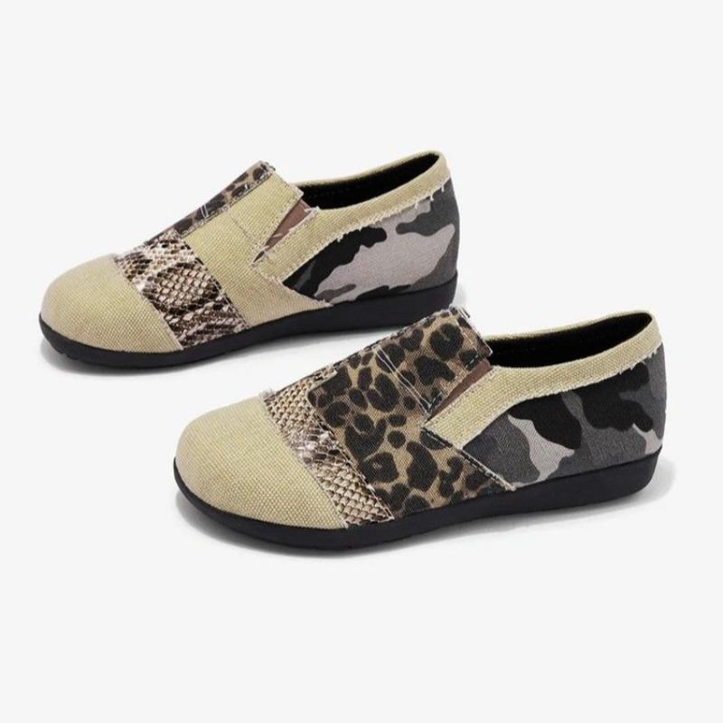Women's Plus Size Leopard Print Slip-On Canvas Sneakers, Flat Casual Shoes