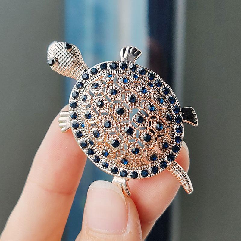 Vintage Rhinestone Cute Cartoon Turtle Animal Brooches For Women Men Coat Clothing Accessories Brooch Pins Party Jewelry Gifts