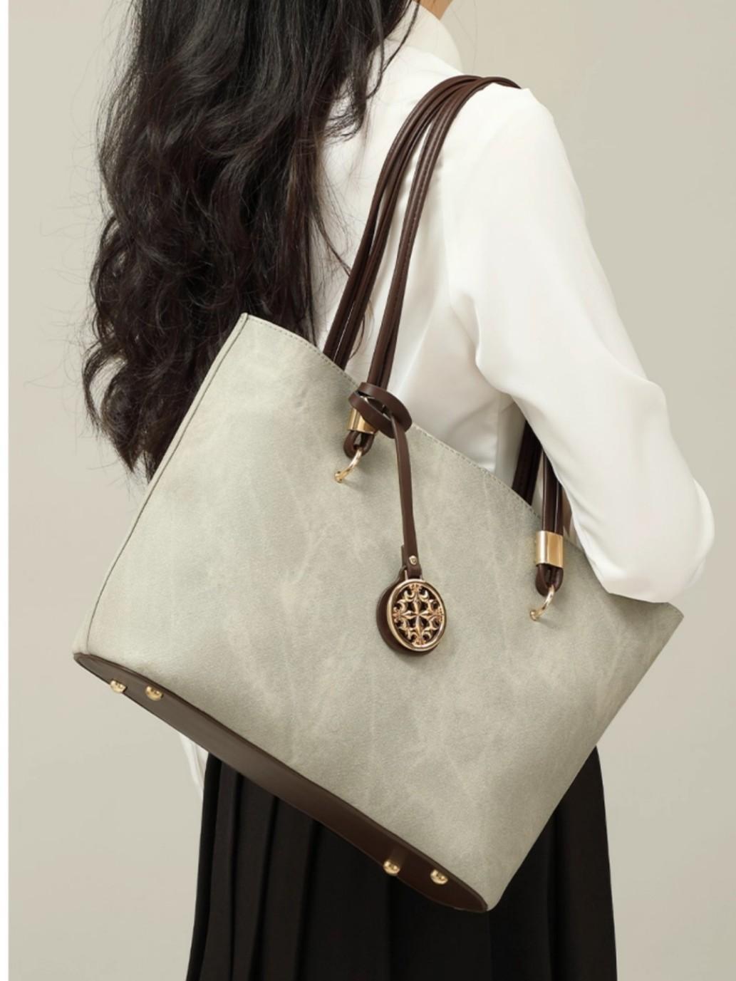 

2025 New Fashion Commuter Mom Mother-in-law Tote Bag Large Capacity Bag Premium Underarm Bag Shoulder Bag Women