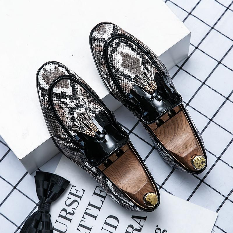 FashionMen's Pu Leather Shoes Casual Tassel Loafers Men Dress Shoes Fashion Spring Autumn Wedding Formal Flats Male Vintage Moccasins