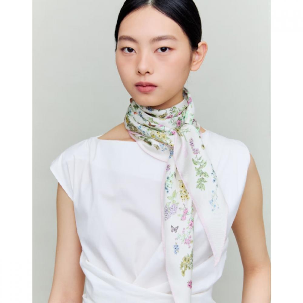 Daks Flower Diamond Scarf Ivory Dcsc6f331iv Single option