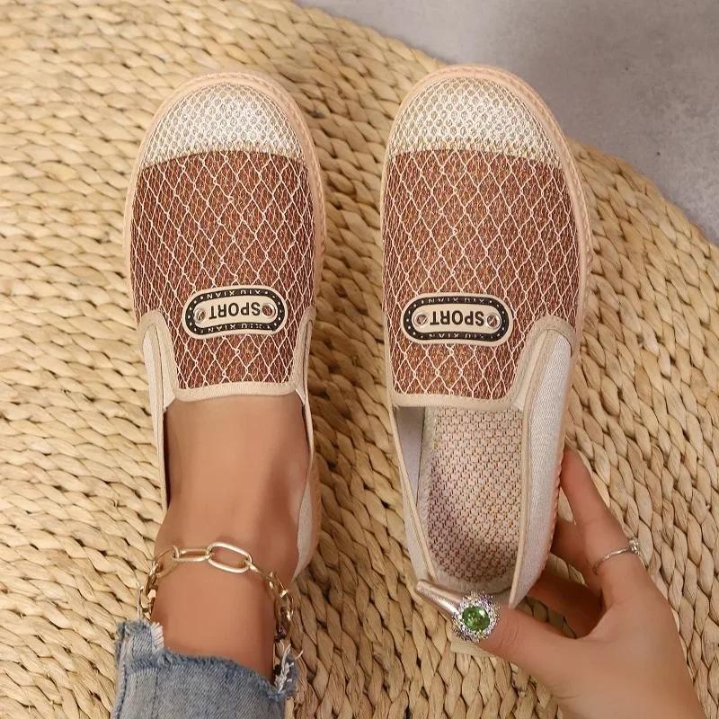 

2025 Новая горячая распродажа женской обуви Slip on женская вулканизированная обувь с круглым носком и блестками однотонная уличная платформа повседневная удобная обувь 41