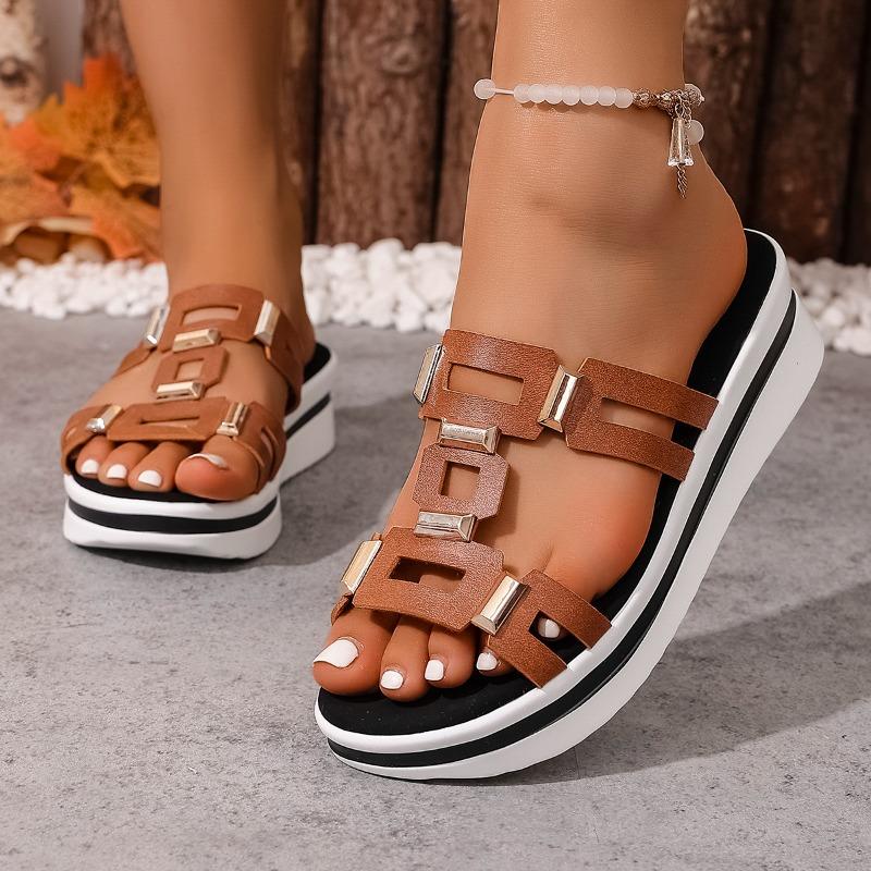 Fashion Metal Buckle Cutout Slippers Women's Summer Fashion Round Toe Open Toe Cutout Non-Slip Platform Wedge Shoes