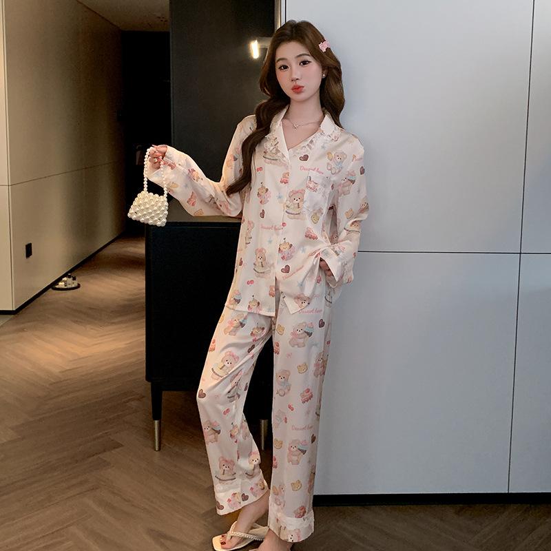 Cartoon cake bear pajamas women's early spring ice silk cute long-sleeved suit, comfortable loungewear outside