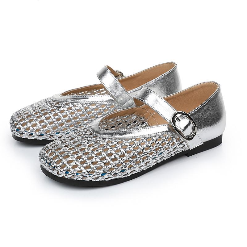 Retro Simple Woven Hollow Fashion Single Shoes for Women In Summer New One-button Four-season Flat Hole Single Shoes