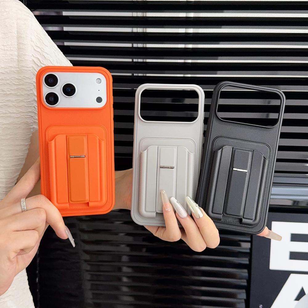 KEYSION Stoßfeste Handyhülle für iPhone 13 14 15 Pro Max 14 15 Plus Silikon+PC Kartensteckplatz Halter Tasche Ständer Rückseite