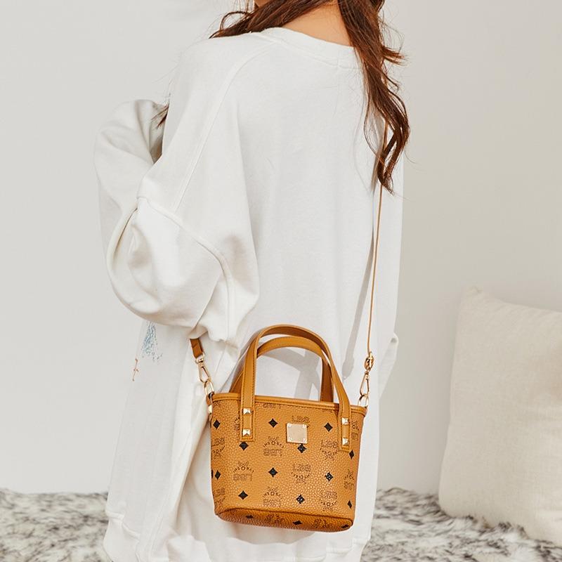 Zipper Handbag Chi Hand Carry Crossbody Bag Fashion Versatile Casual Soft Girl Shoulder Bag Small Bag Women