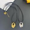 Versatile Pleated Leather Necklace: Niche Design with Three-Dimensional Clavicle Chain for Sweaters.