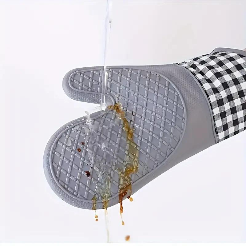 Anti-scald Thickened Silicone Gloves Heat Resistant Microwave Oven Baking Gloves BBQ Gloves Anti-slip Heat Insulation Mitts