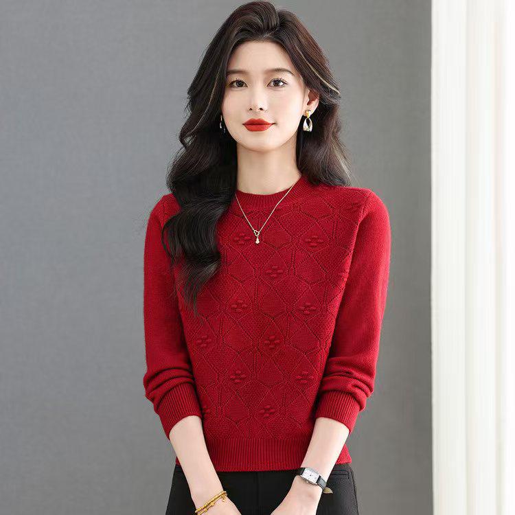 Women's Medium-Length Slim-Fit Round Neck Wool Sweater - Casual, Solid Color, Covers Belly, Perfect for Autumn and Winter.