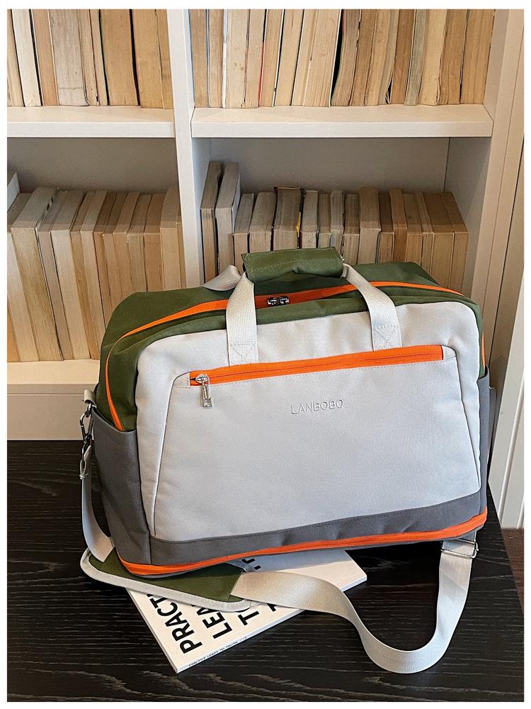 Large Capacity Casual Travel Bag: New Style Lightweight Handheld & Shoulder Luggage Storage for Couples