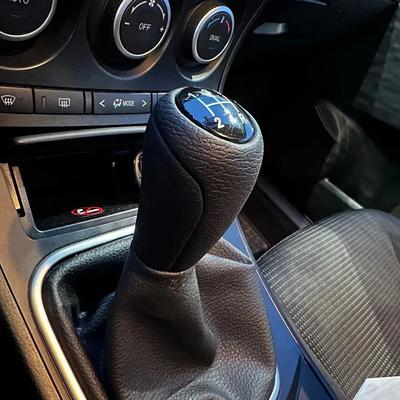 Buton schimbător de viteze din piele cu 5/6 trepte pentru MAZDA 3 BK BL 5 CR CW 6 II GH CX-7 ER MX-5 NC III 23 MT Piele de schimbător de viteze pentru braț de pârghie.