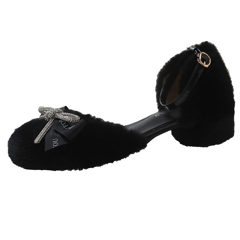 Koreanische Version von Mao Mao Schuhen für Damen zum Ausgehen im Herbst und Winter 2025 Mary Jane Einzelschuhe mit Plüsch, dicken Absätzen und hohlen hohen Absätzen