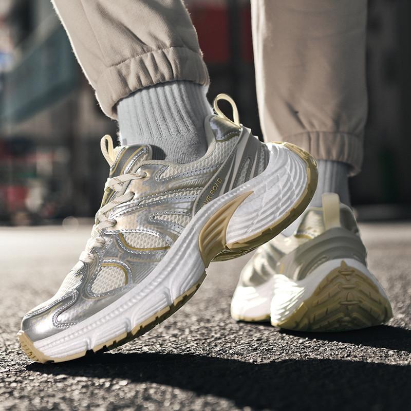 Spring trend men's and women's retro fashion dad shoes comfortable and breathable thick-soled invisible height-increasing casual shoes