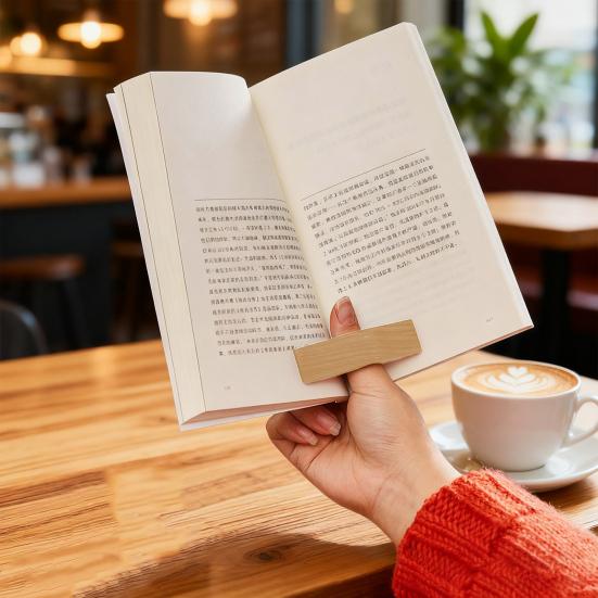 Wooden Book Page Holder Ergonomic Thumb Ring Portable Lightweight Book Page Folder Reading Comfort Accessory