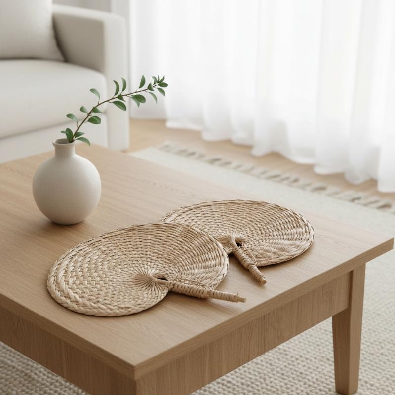 Farmhouse Style Handmade Woven Palm Leaf Fan Wedding Hand Fans For Summer Home Decoration Beach Parties Outdoor Events