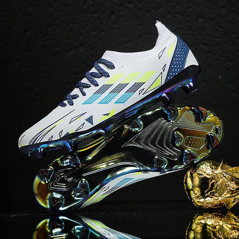 Colorful Electroplated Bottom Couple Teen Student Game Training TPU Seamless Low-top Football Shoes