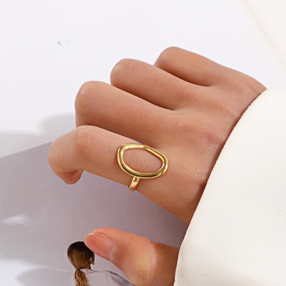 Minimalist Trendy Hollowed-out Geometric Oval Shape Stainless Steel Opening Rings for Women Does Not Fade Charm Finger Jewelry