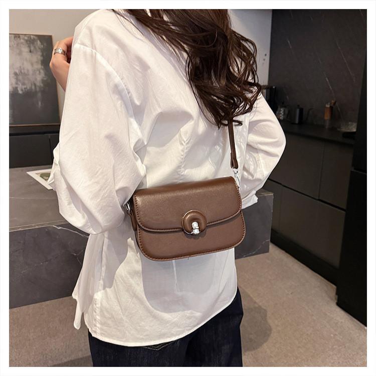 IELGY Fashion One-Shoulder Diagonal Bag Ladies Pu Small Square Bag