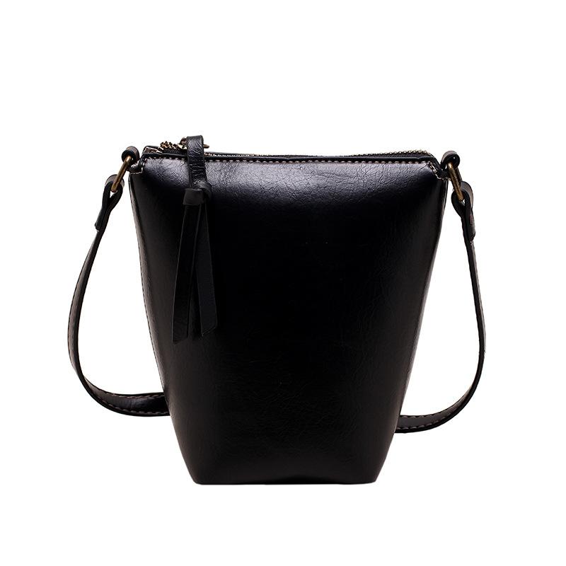 This Year's Popular Small Bags, Women's Striped Women's Bags, Fashionable and Versatile Shoulder Bags, Simple Messenger Mobile Phone Bucket Bags.