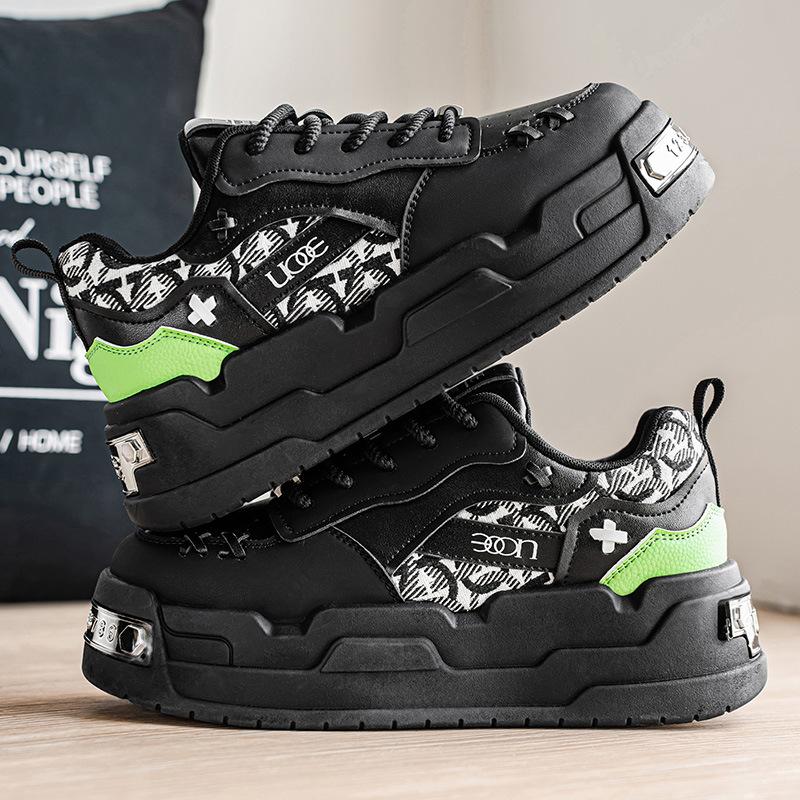 Fashion New Arrival Men Fashion Personalized Trendy Shoes Spring Autumn Luxury Designer Metal Decoration Chunky Sneakers Running Shoes