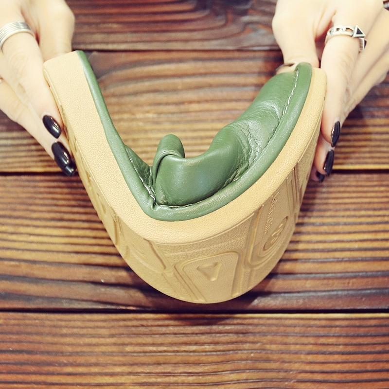 Jednoduché černé pantofle z PU kůže Pánské domácí pantofle Mulky Pánské vnitřní pantofle Manžel Pokoj Tiché boty Pánské žabky Jednobarevné