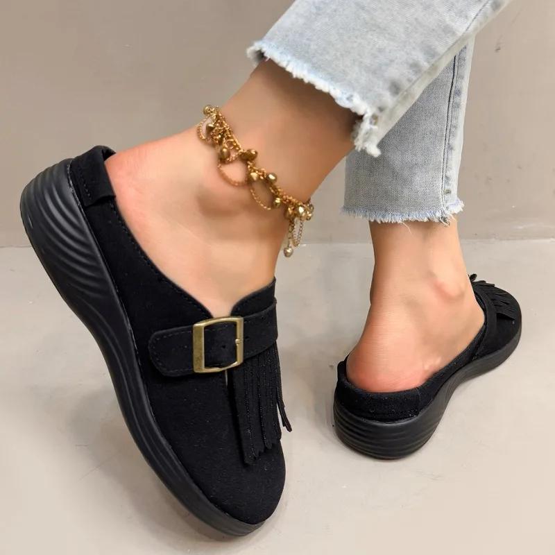 Mote Dame Sommerklær 2025 Ny Allsidig Retro Tøffeldesign Dusk Myk Såle Baotou Damesko Trend