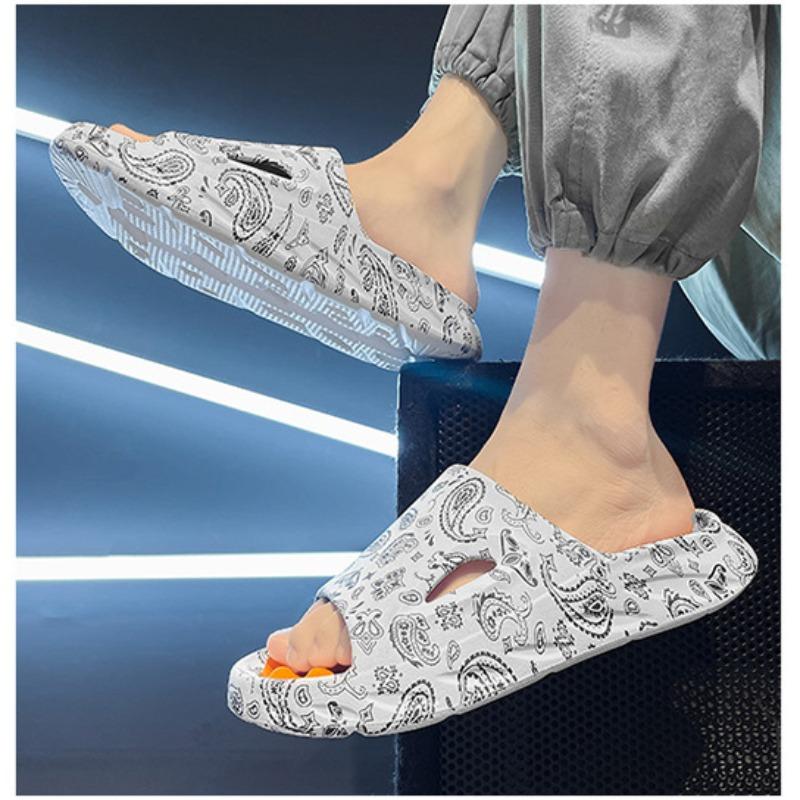 2024 New Hot Men Women's Summer Clogs Slippers Massage Soft Bottom Shower Sandals Non-Slip Lightweight Flats Slides Beach Shoes