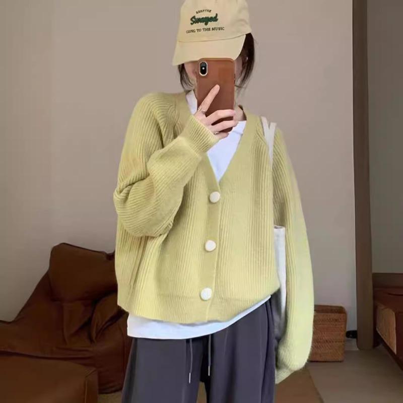 Solid color soft waxy versatile knitted cardigan top women's autumn and winter new versatile loose and thin sweater jacket trendy