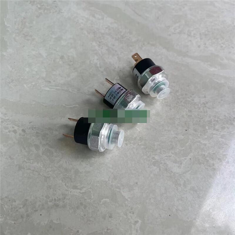 Dongfeng Mengshi Air Conditioning Pressure Switch