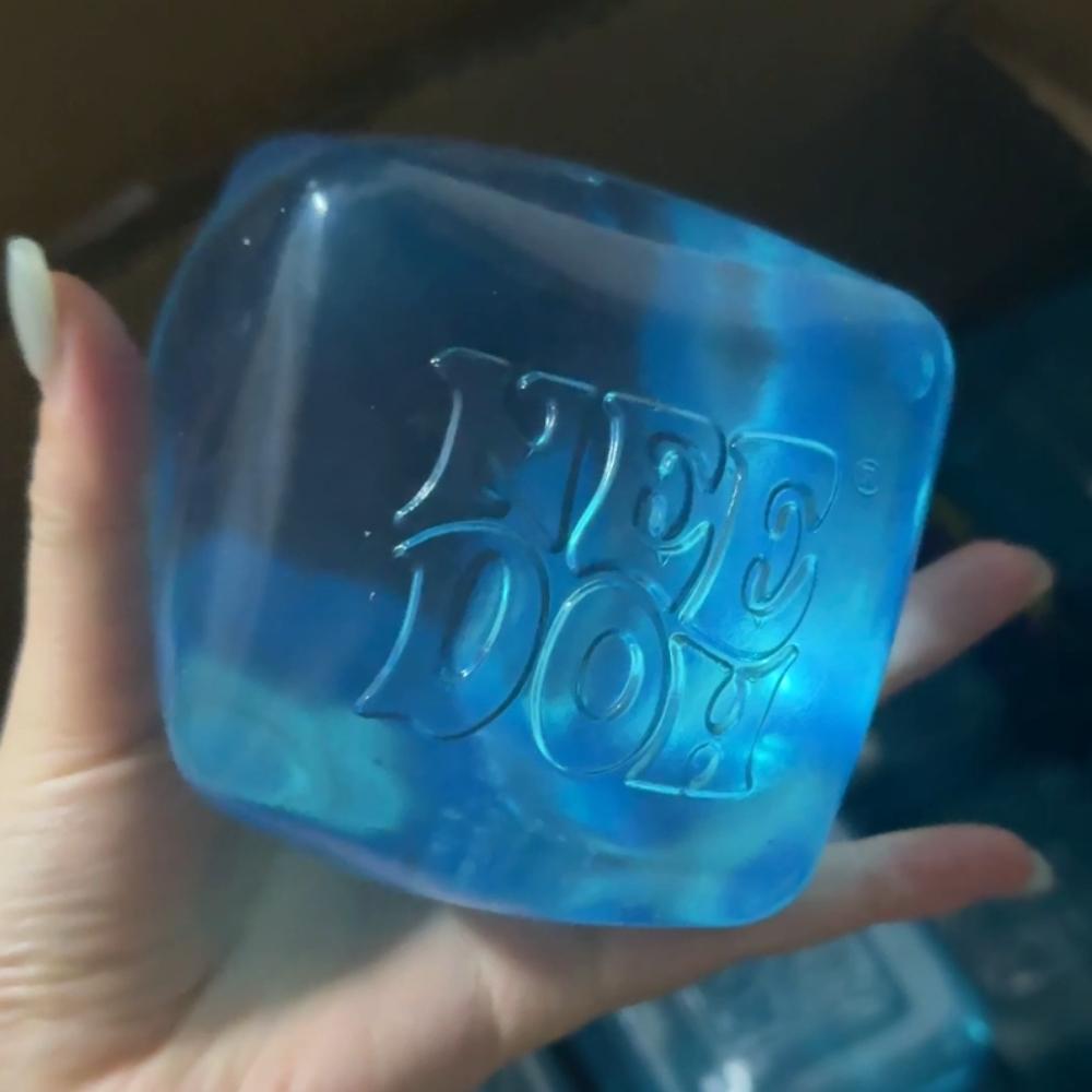 8.5cm NeeDoh Nice Berg Antistress Sensoriale Giocattolo Fidget per Ansia & Concentrazione Cubo Sensoriale da Scrivania Regali