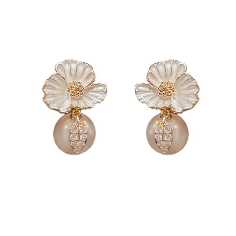 

Серьги-цветы из серебра 925 пробы с жемчугом: Элегантный, Роскошный Нишевый Дизайн для Лета