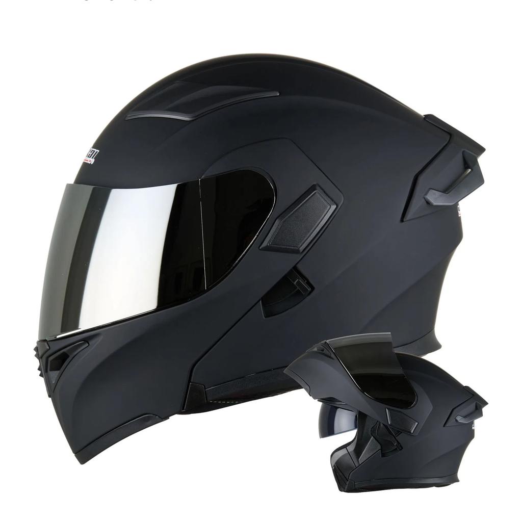Motorcycle Helmet Unisex Full Face Street Bike Helmet All Season Large Tail Wing Motorcycle Protective Gear