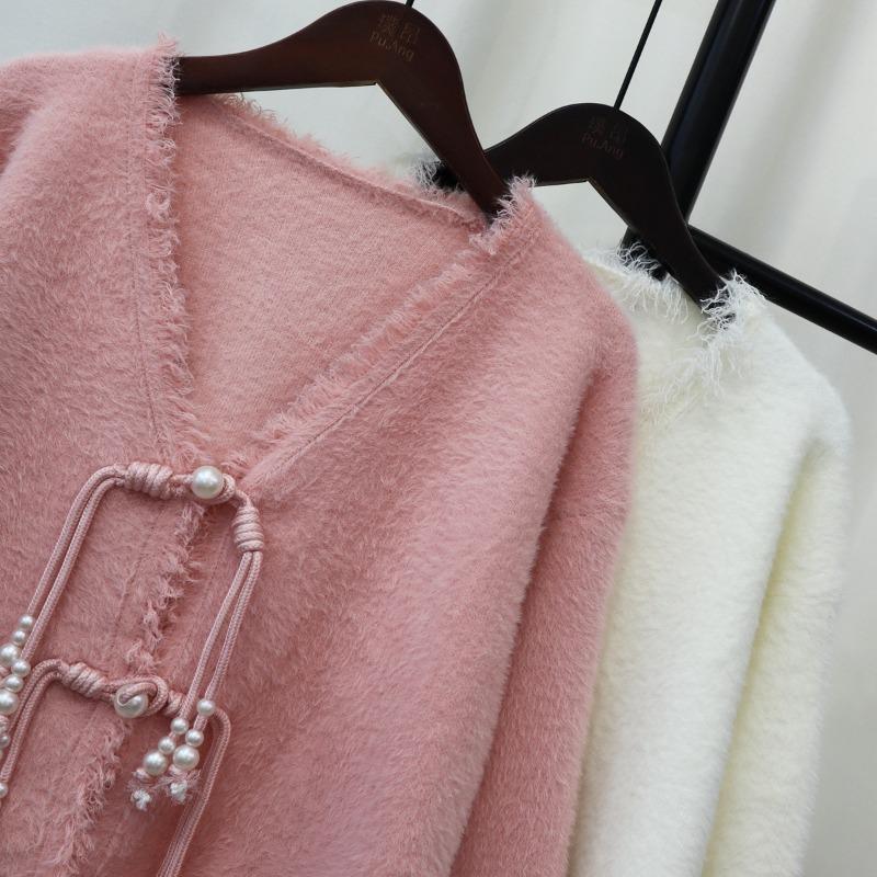 2025 autumn and winter new imitation mink velvet Chinese pearl disc buckle knitted cardigan small fragrant fringed sweater jacket tide
